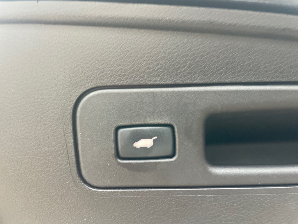 2016 Acura MDX Image 16