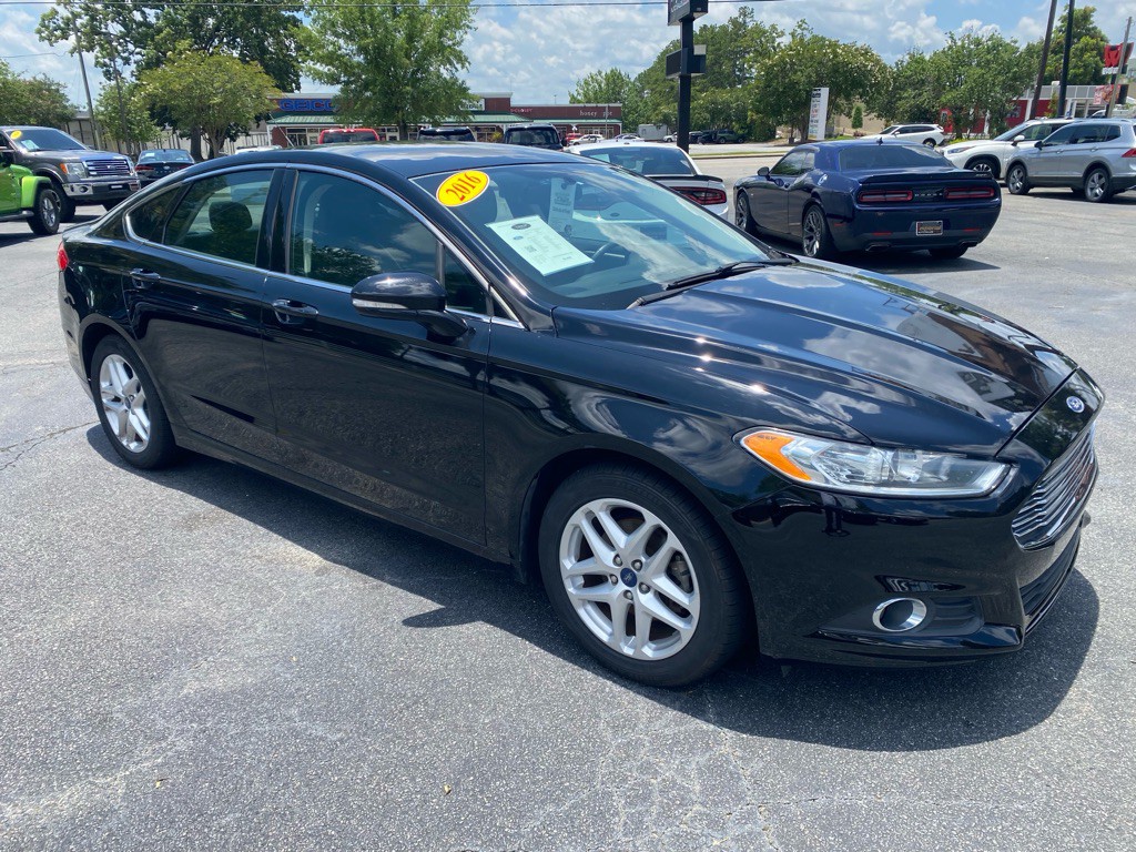 2016 Ford Fusion Image 5