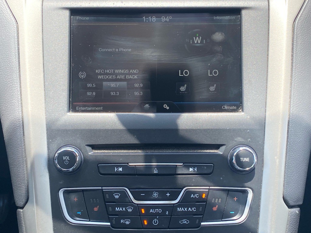 2016 Ford Fusion Image 20