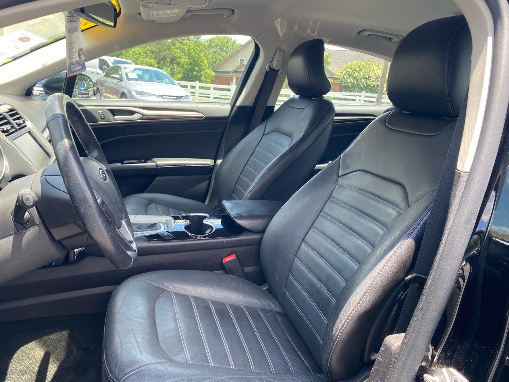 2016 Ford Fusion Image 29