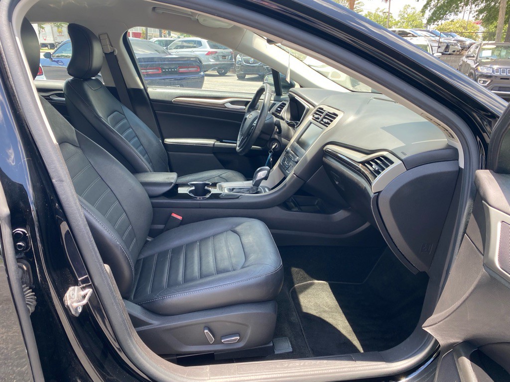 2016 Ford Fusion Image 35