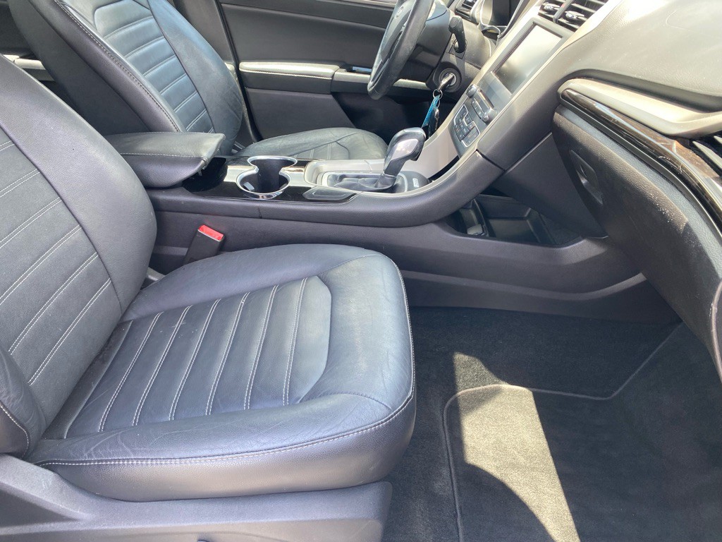 2016 Ford Fusion Image 37