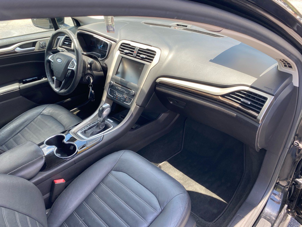 2016 Ford Fusion Image 38