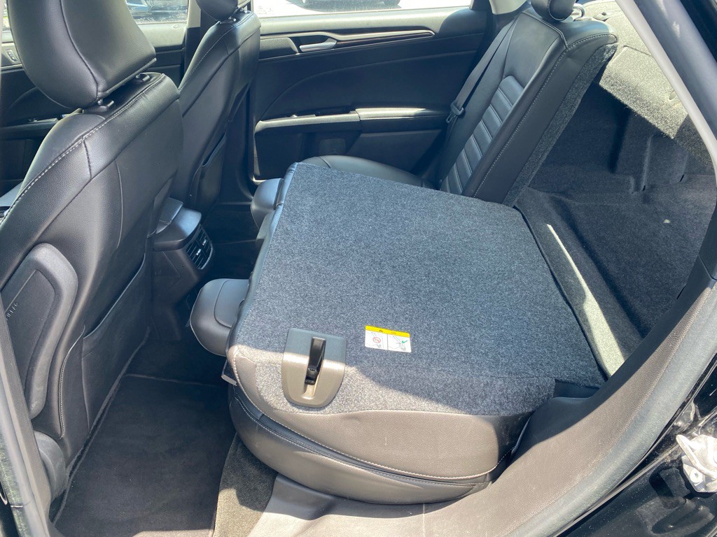 2016 Ford Fusion Image 59