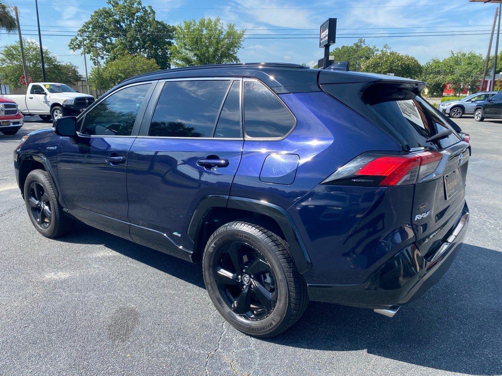 2020 Toyota Rav4 Image 4