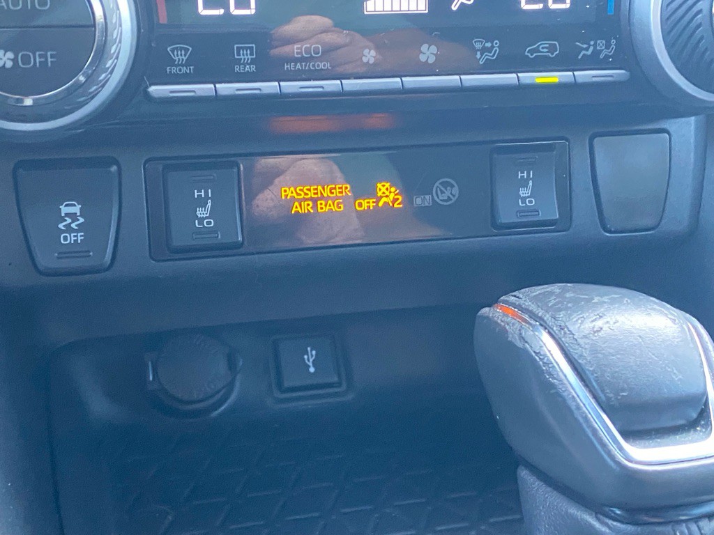 2020 Toyota Rav4 Image 30