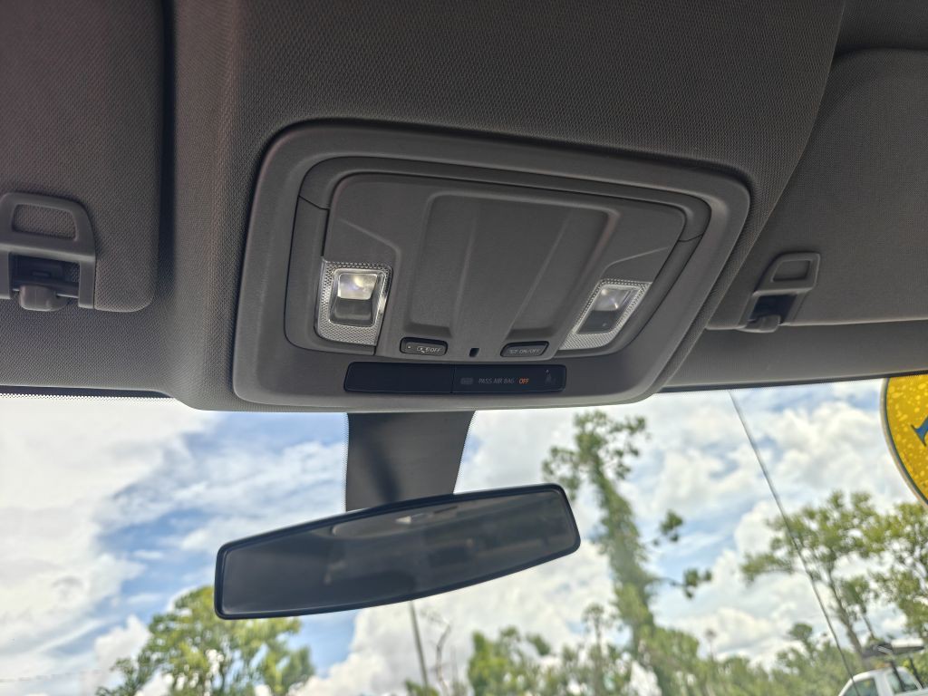 2021 Chevrolet Silverado 1500 Image 24