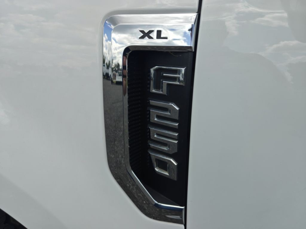 2022 Ford F-250 Image 11