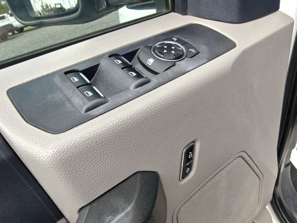 2022 Ford F-250 Image 25