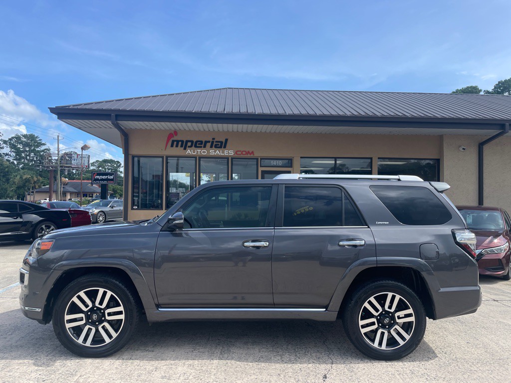 2018 Toyota 4Runner Image 2