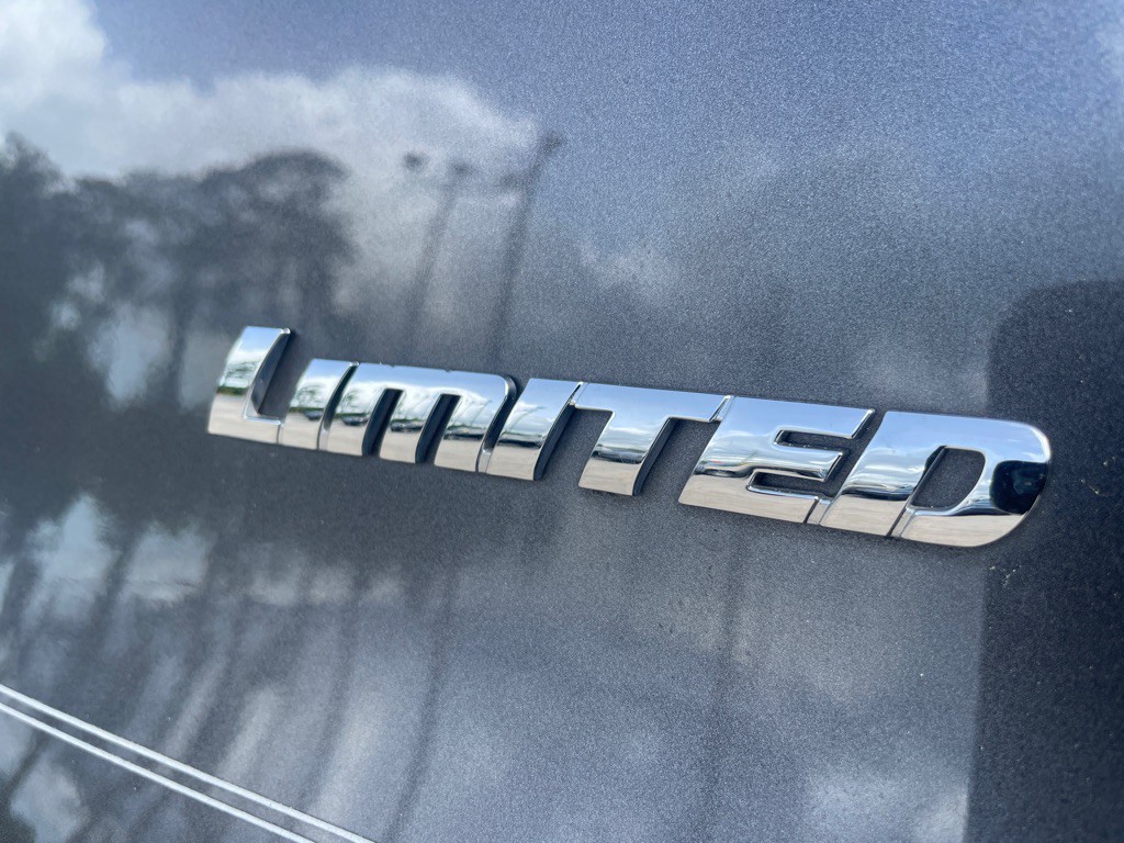 2018 Toyota 4Runner Image 11