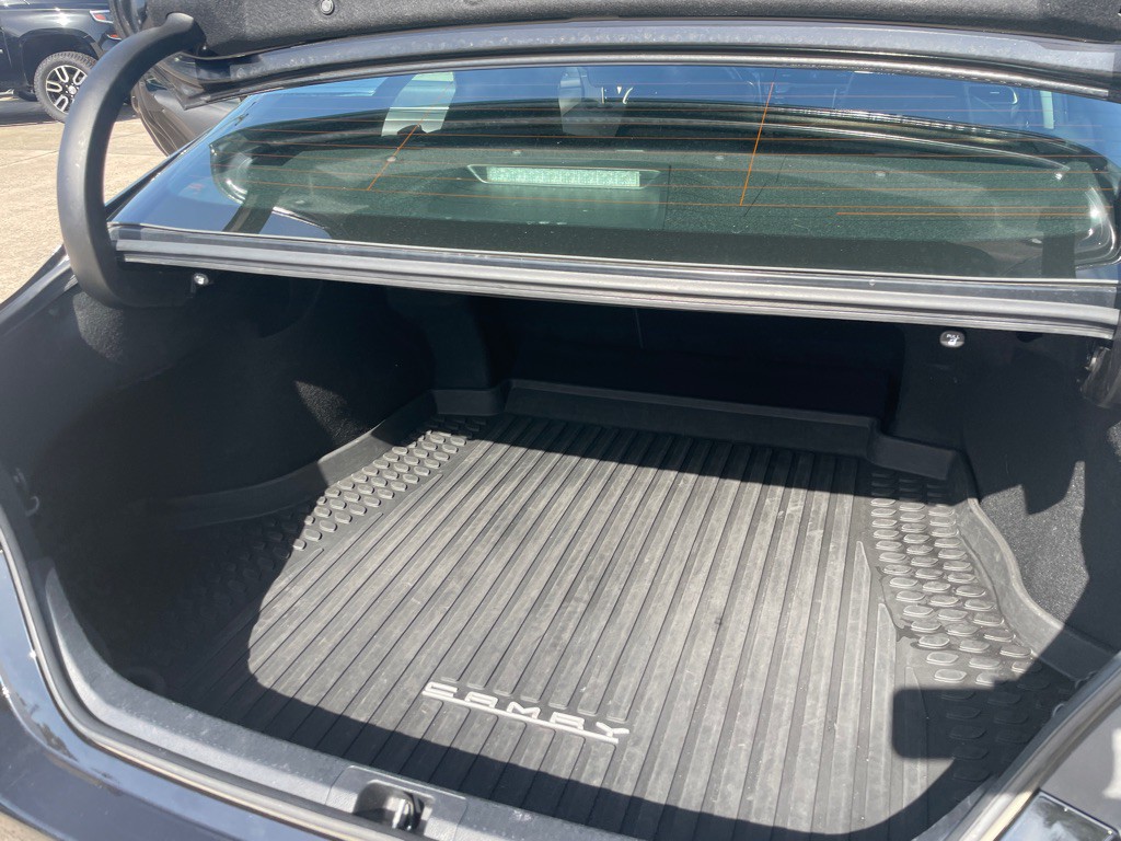 2020 Toyota Camry Image 11