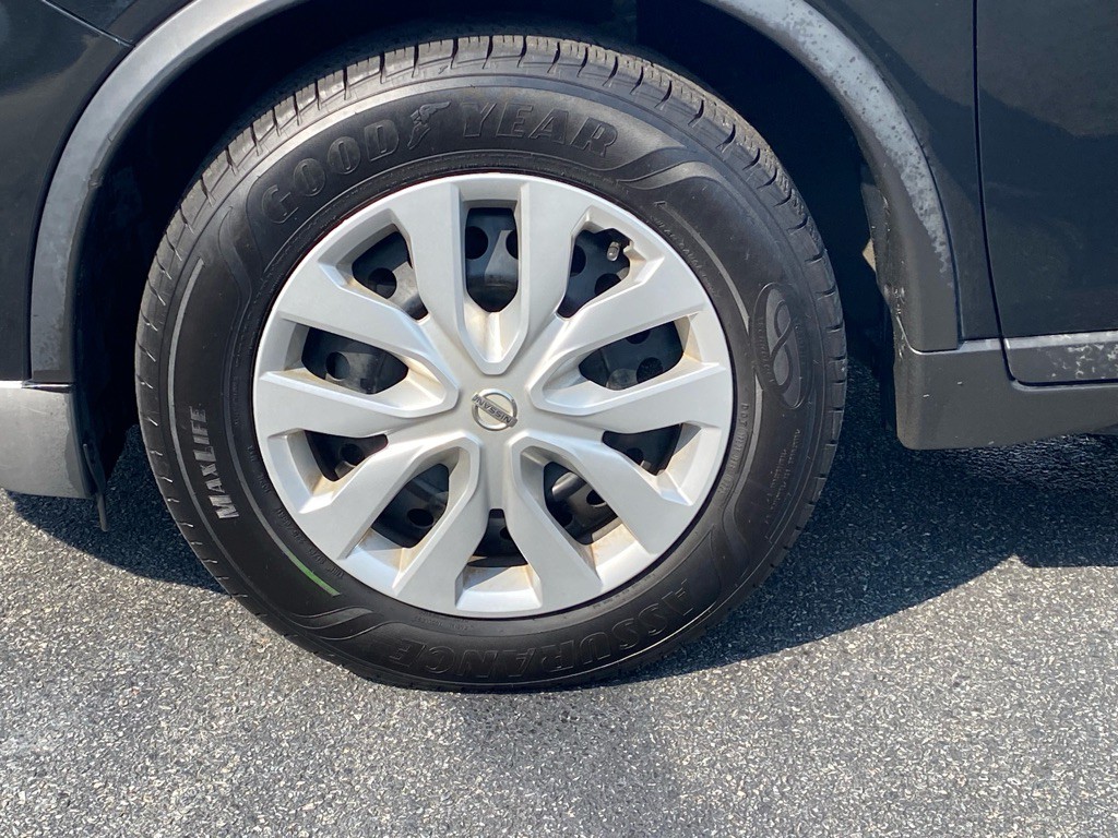 2020 Nissan Rogue Image 10