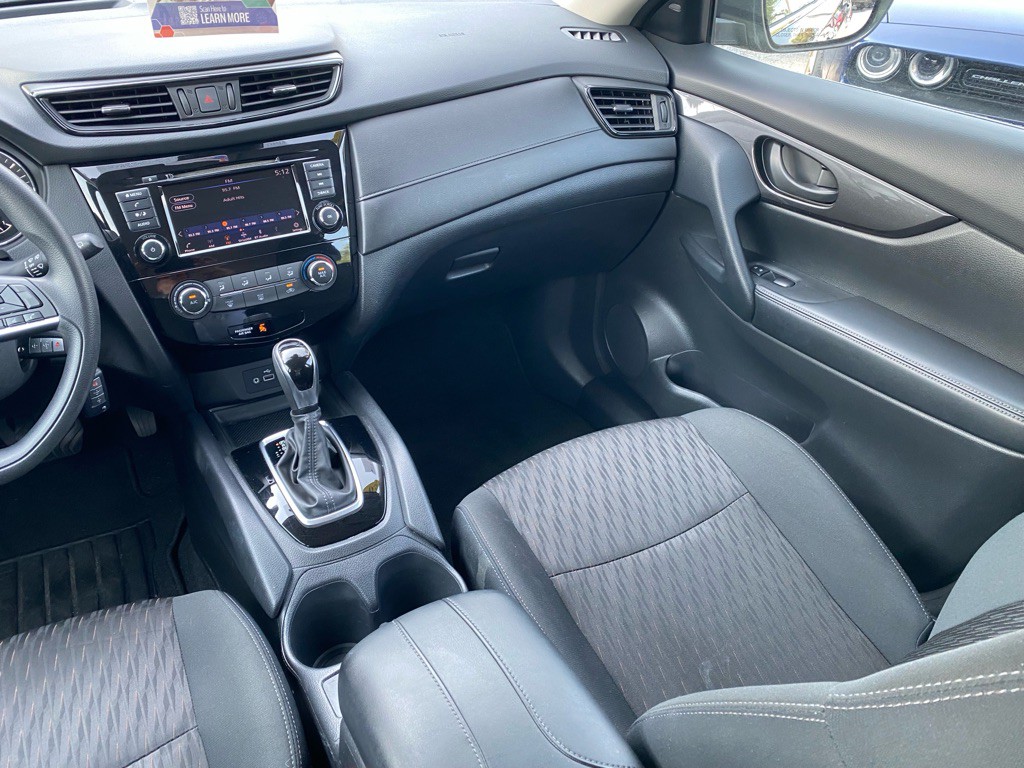 2020 Nissan Rogue Image 14