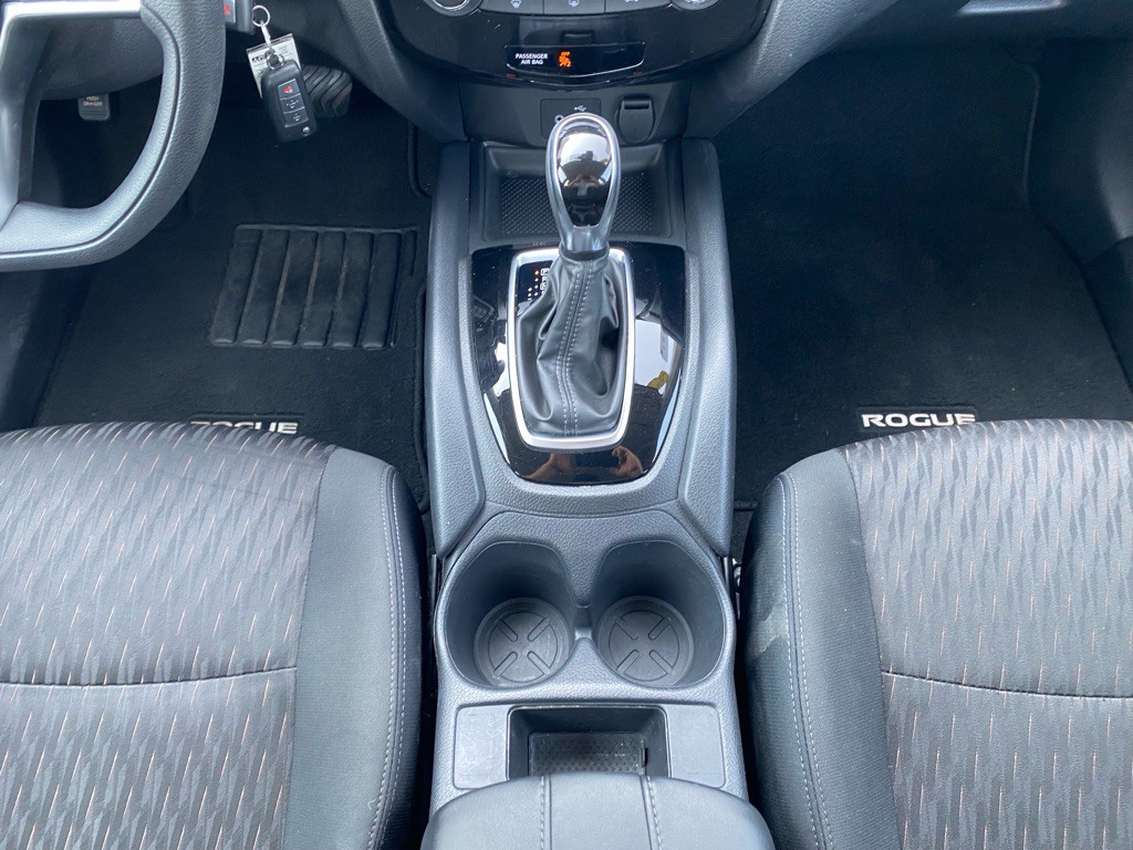 2020 Nissan Rogue Image 23