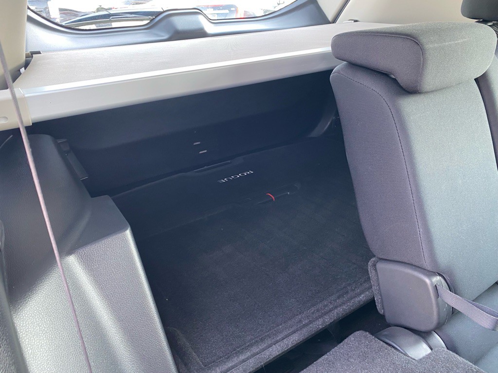 2020 Nissan Rogue Image 47