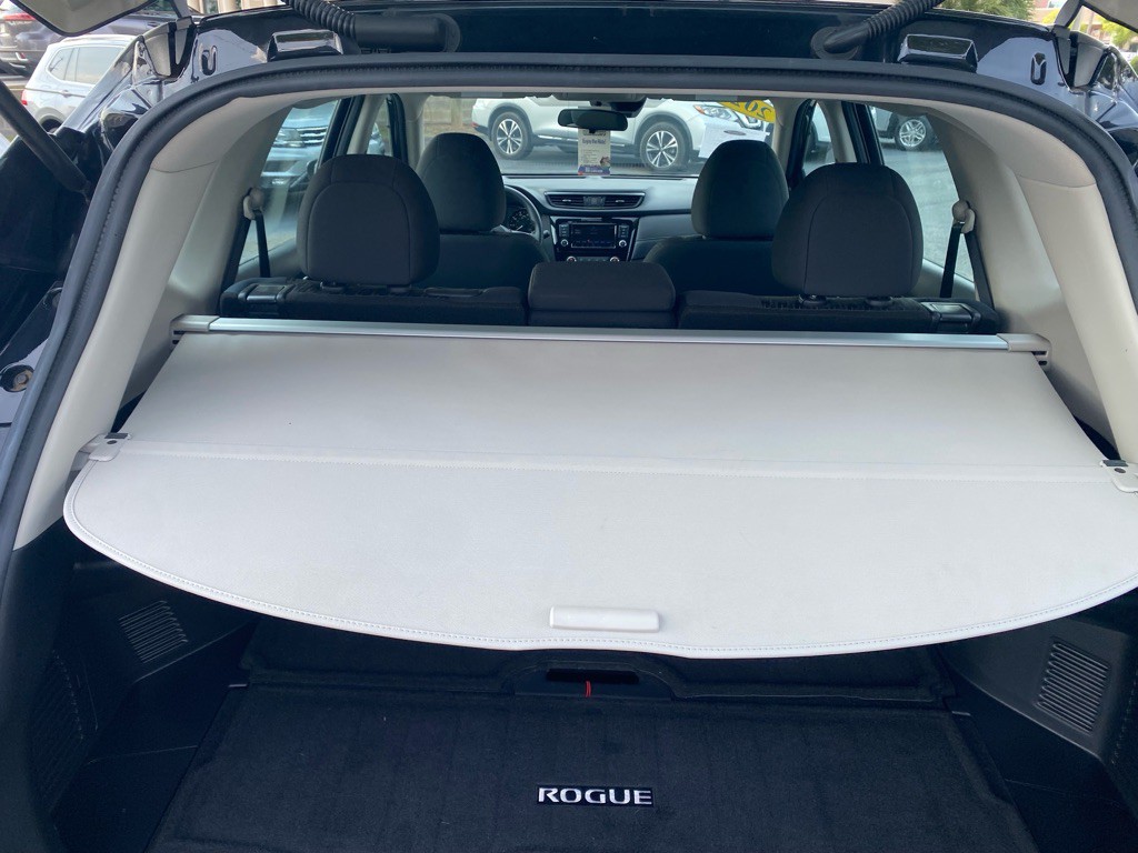 2020 Nissan Rogue Image 53