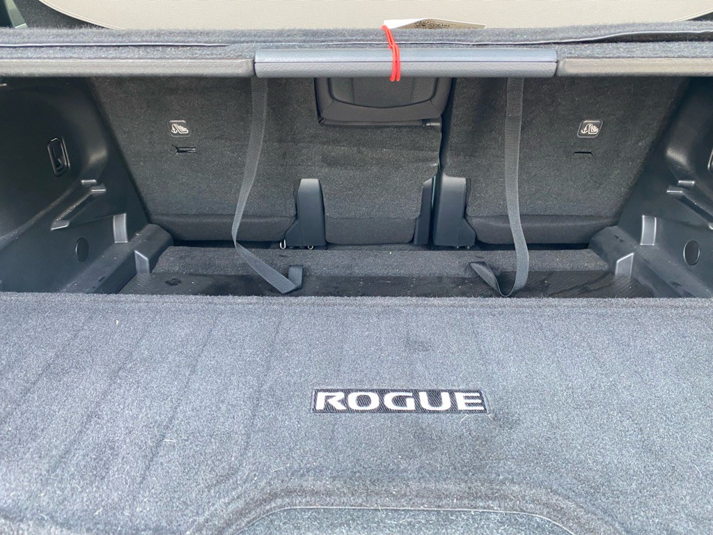 2020 Nissan Rogue Image 60