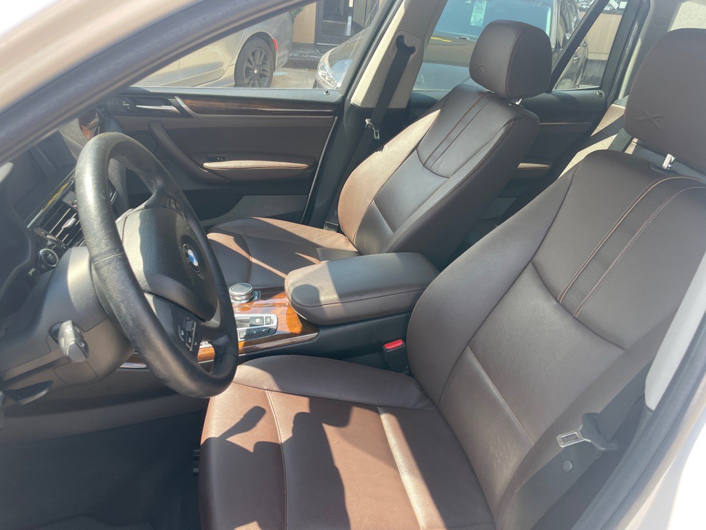 2017 BMW X3 Image 16