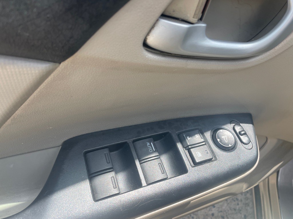 2012 Honda Civic Image 12
