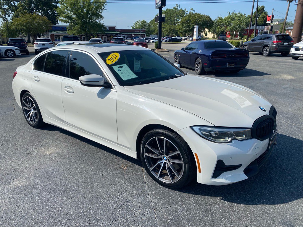 2021 BMW 3 Series Image 6
