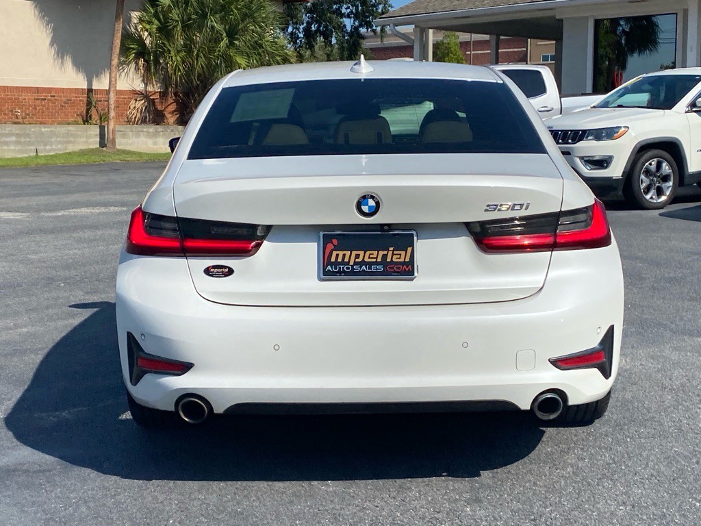 2021 BMW 3 Series Image 9