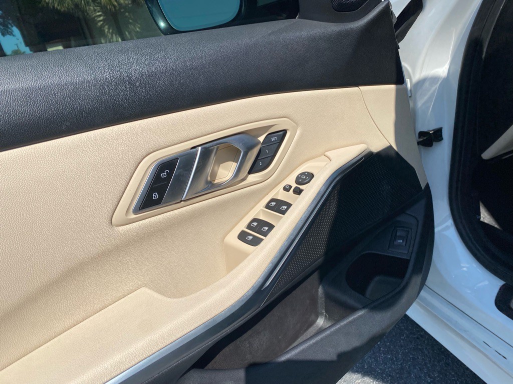 2021 BMW 3 Series Image 34
