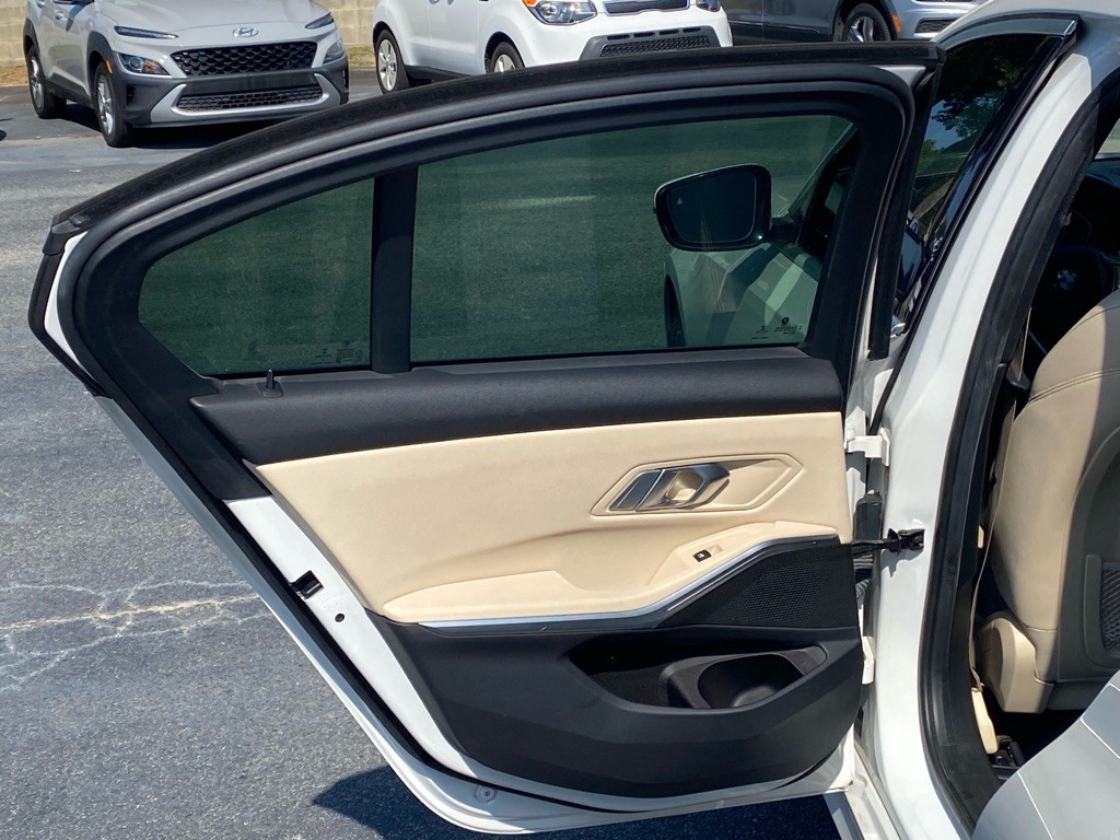 2021 BMW 3 Series Image 61