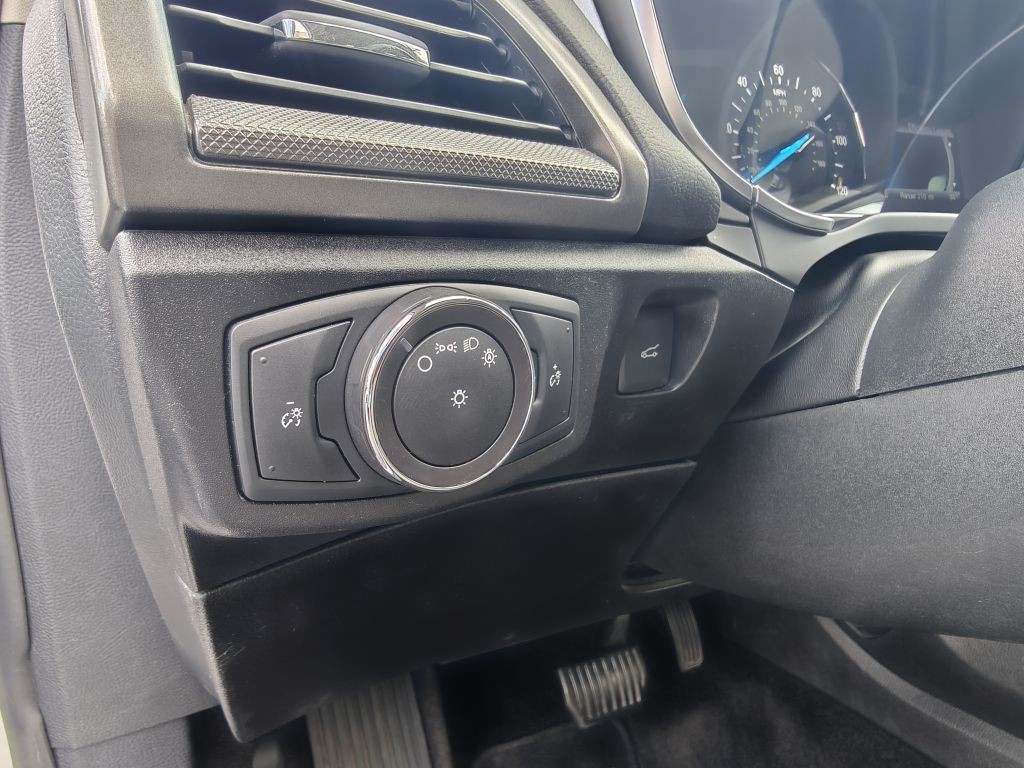 2018 Ford Fusion Image 21