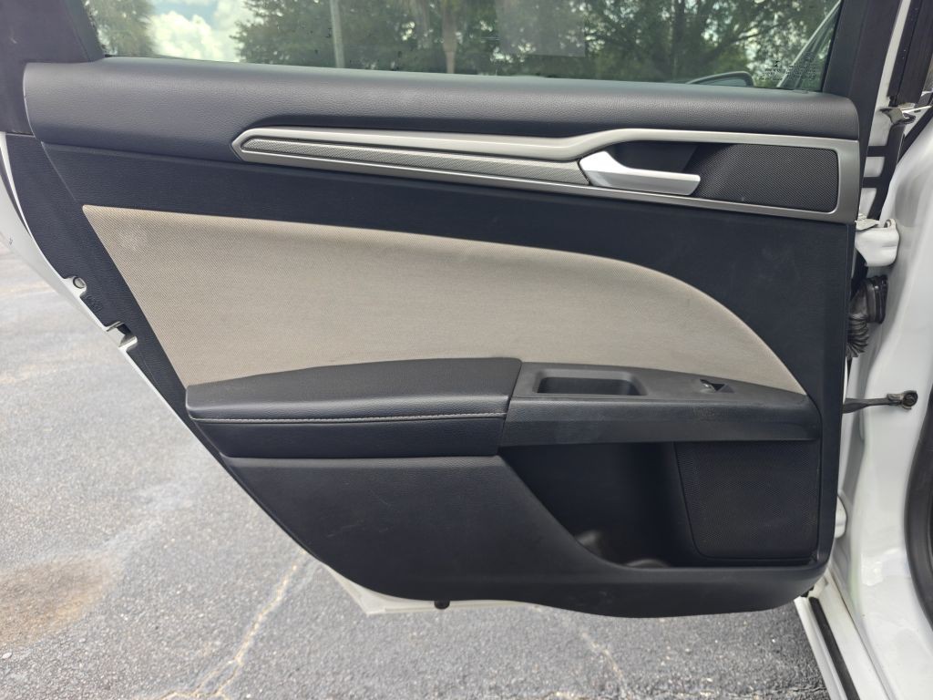 2018 Ford Fusion Image 26