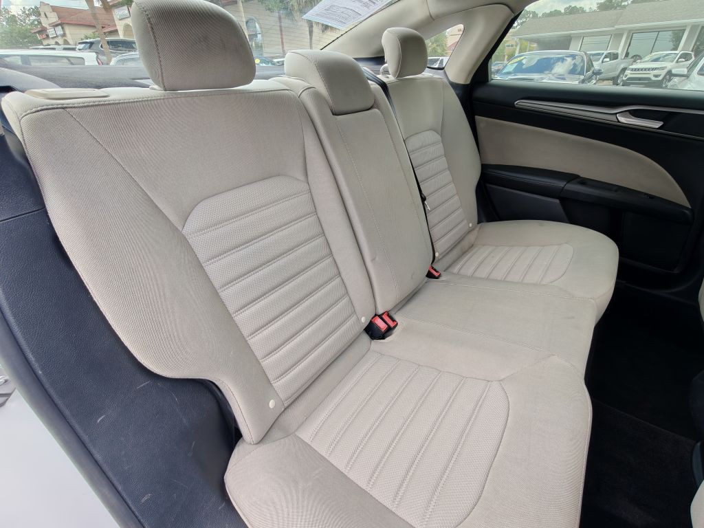 2018 Ford Fusion Image 33