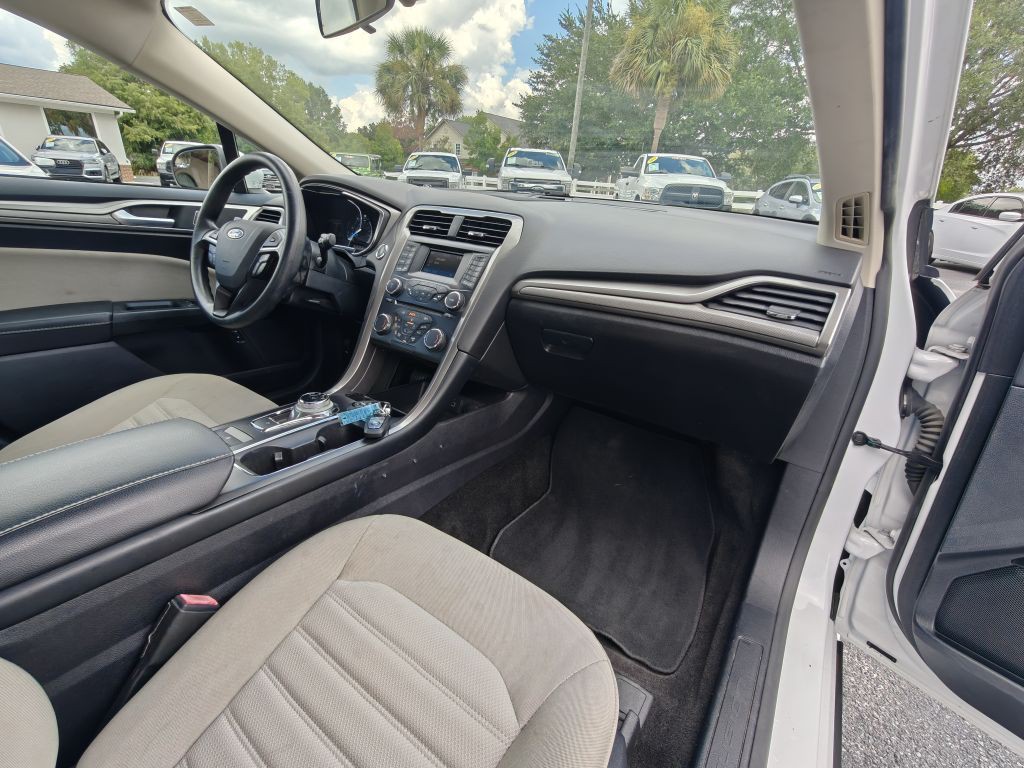 2018 Ford Fusion Image 37
