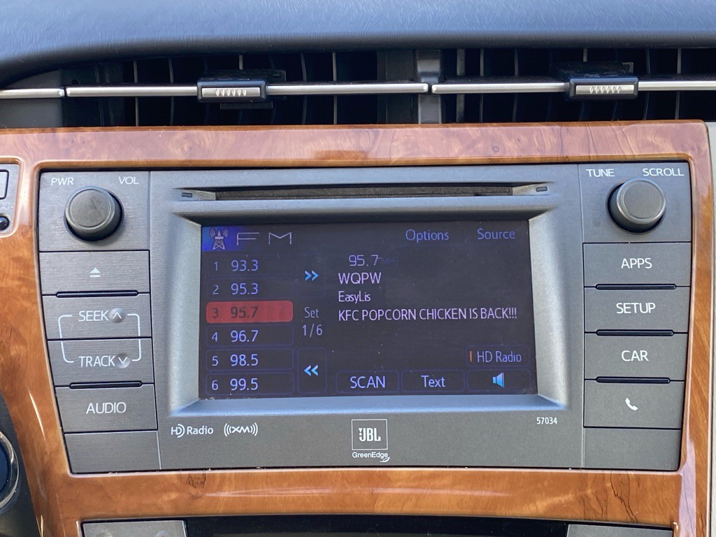 2012 Toyota Prius Image 19