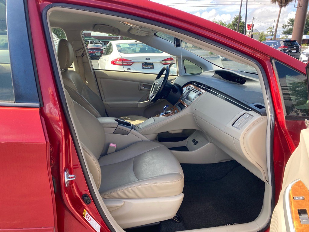 2012 Toyota Prius Image 39