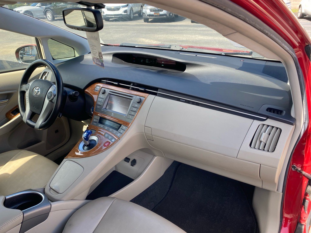 2012 Toyota Prius Image 40