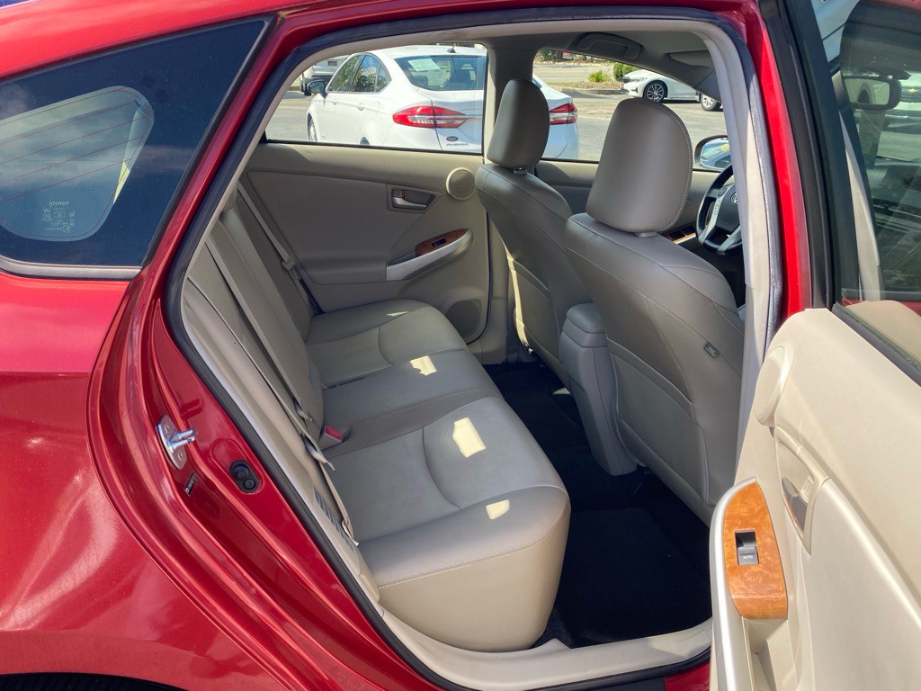 2012 Toyota Prius Image 45