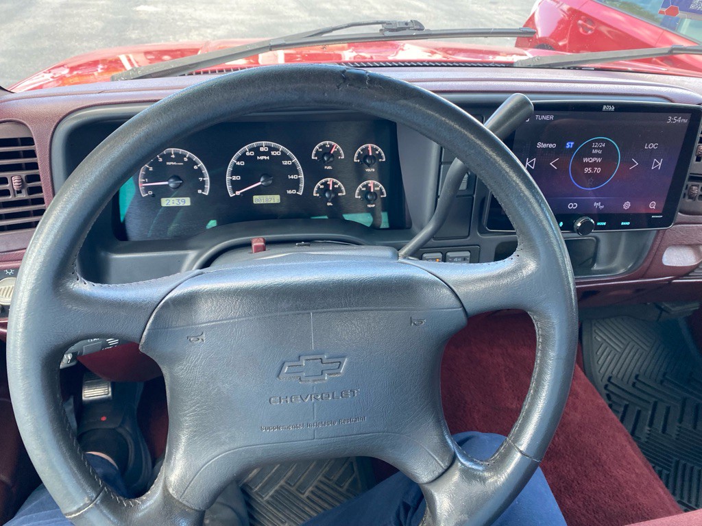1996 Chevrolet C/K Image 16