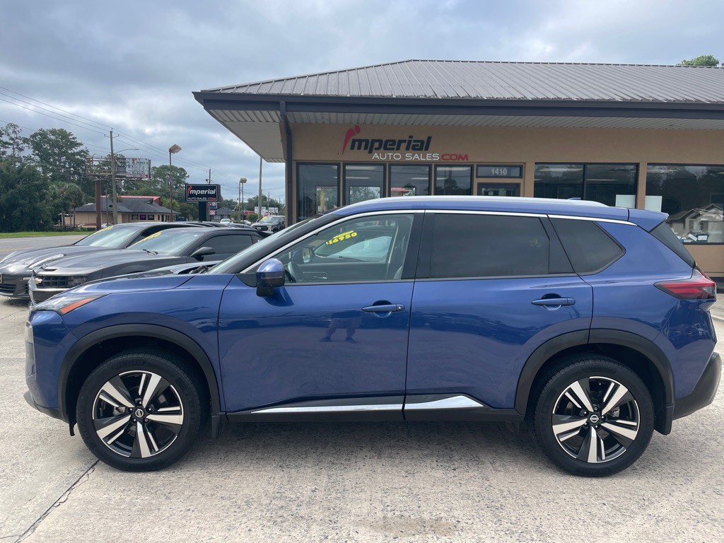 2021 Nissan Rogue Image 2