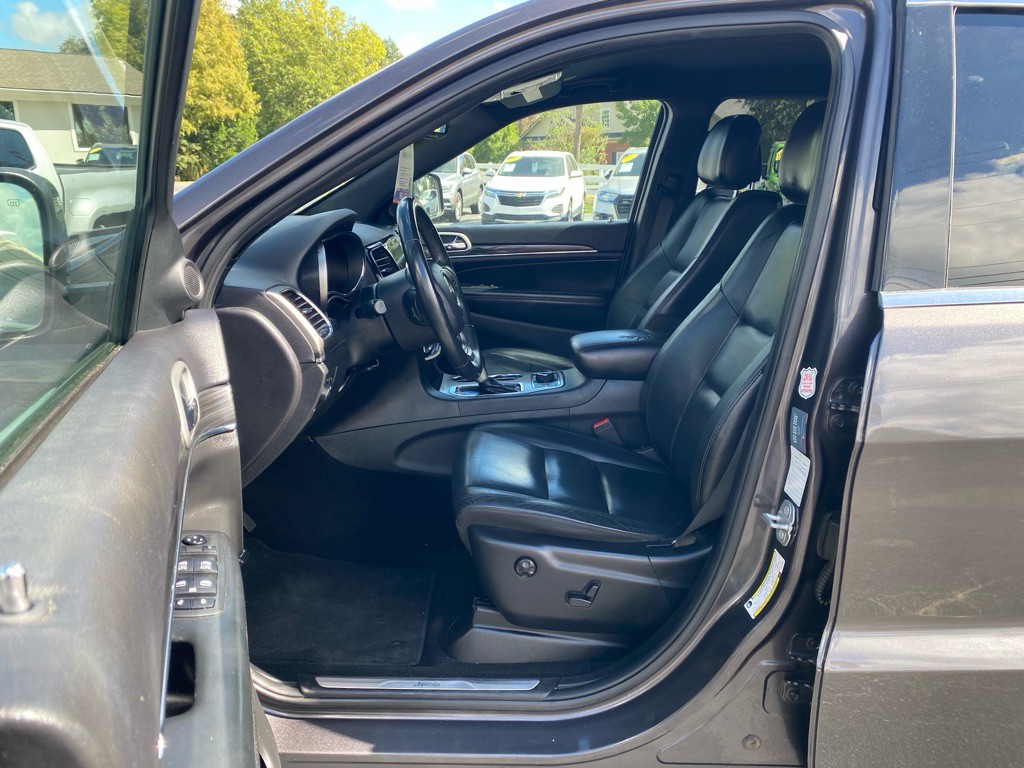2019 Jeep Grand Cherokee Image 32