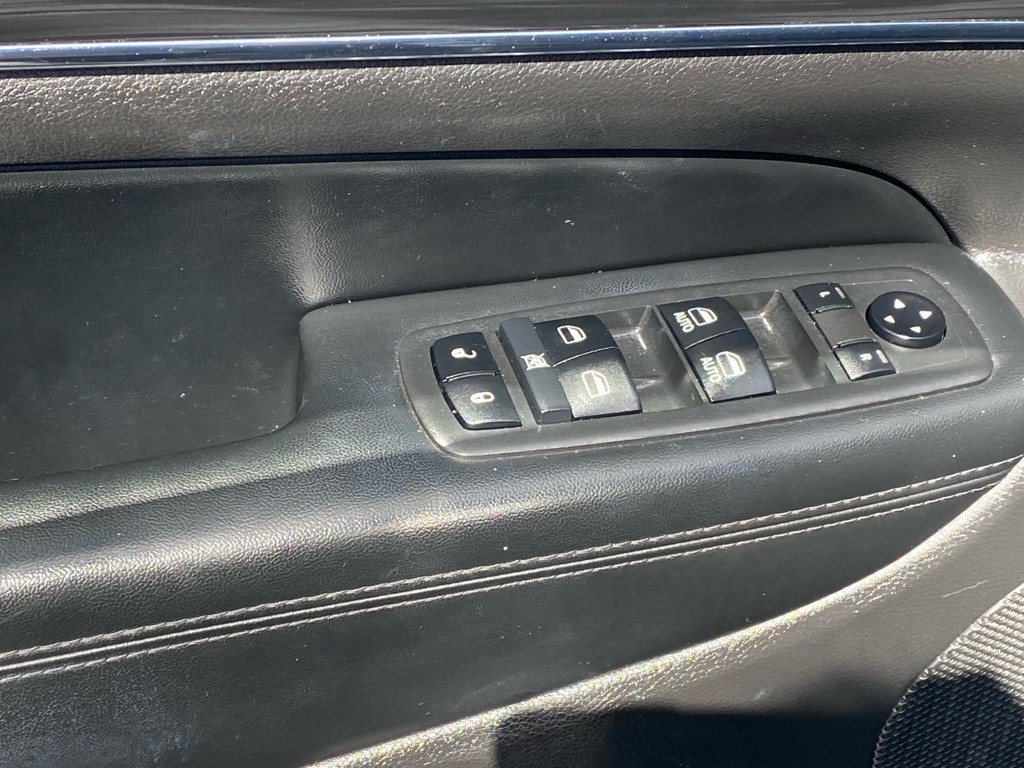 2019 Jeep Grand Cherokee Image 40