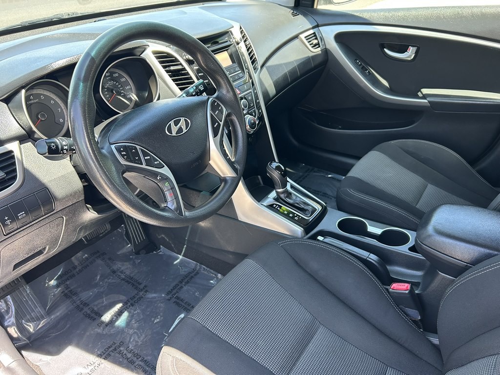 2013 Hyundai Elantra Image 9