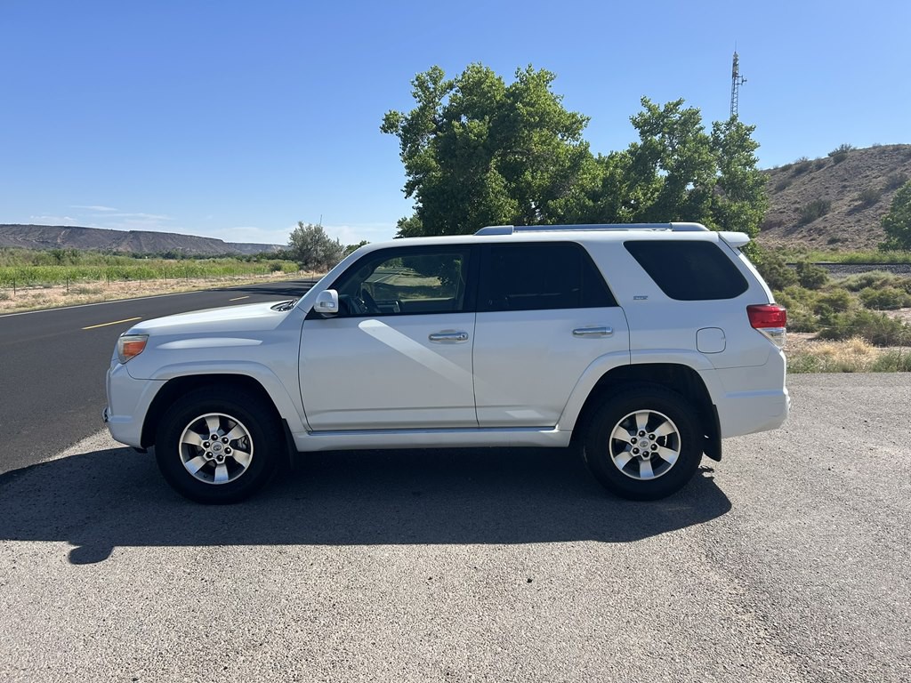 2012 Toyota 4Runner Image 4