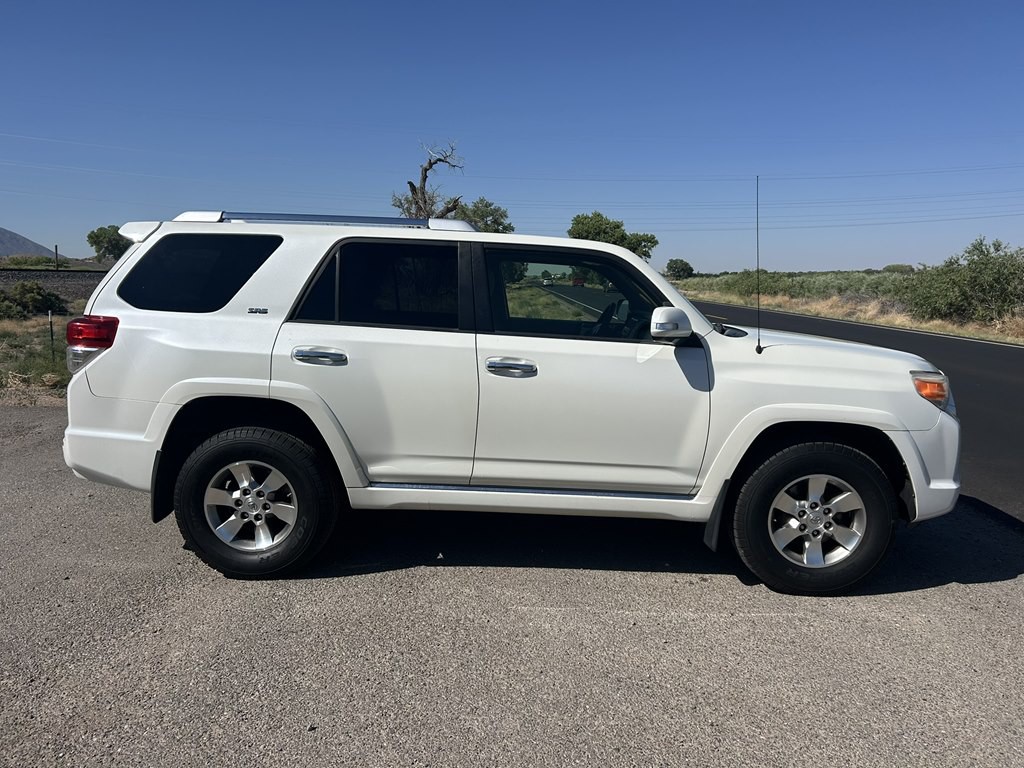 2012 Toyota 4Runner Image 8