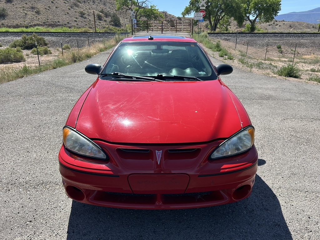 2003 Pontiac Grand Am Image 2