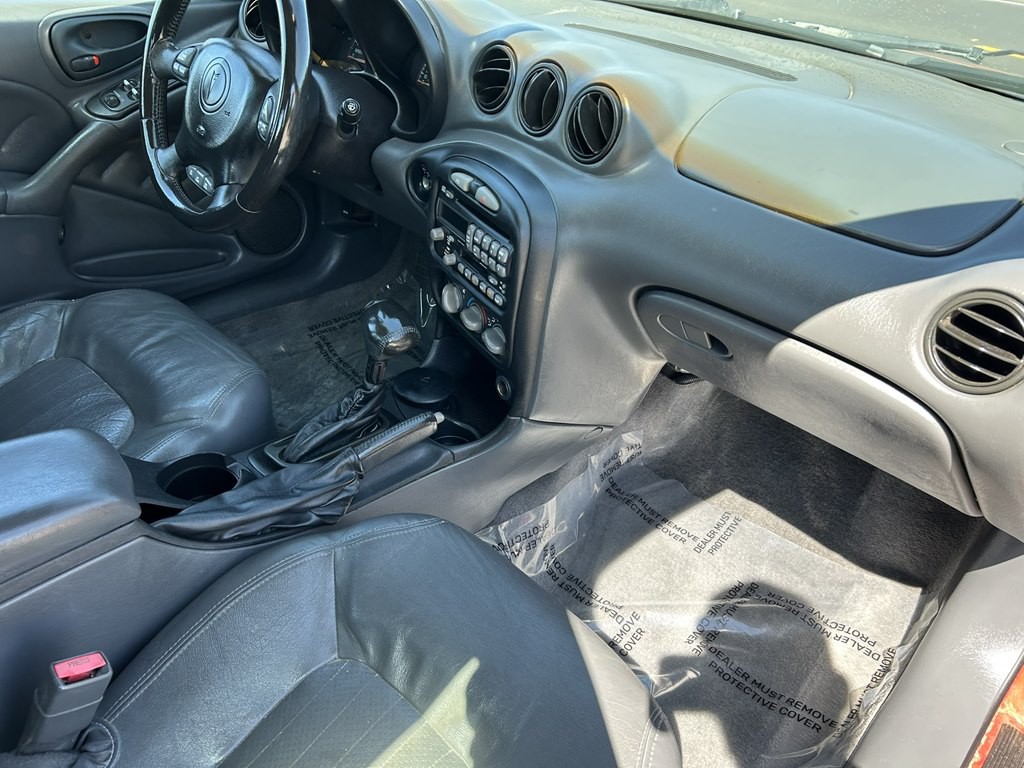 2003 Pontiac Grand Am Image 13