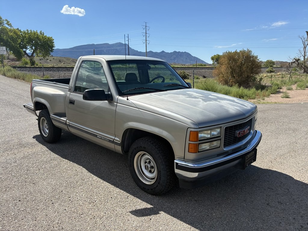 1998 GMC Sierra Image 1