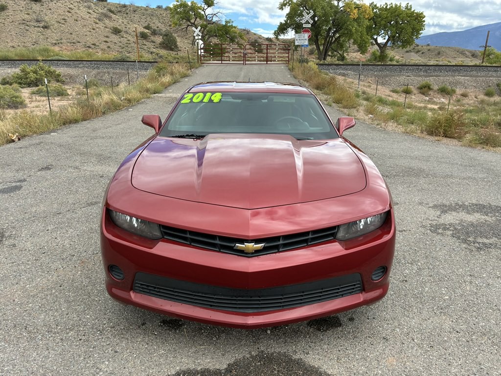 2014 Chevrolet Camaro Image 2