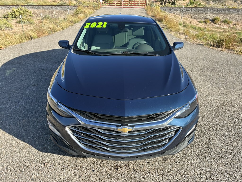 2021 Chevrolet Malibu Image 2