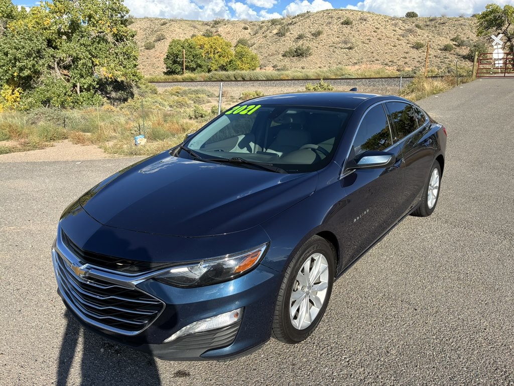 2021 Chevrolet Malibu Image 3