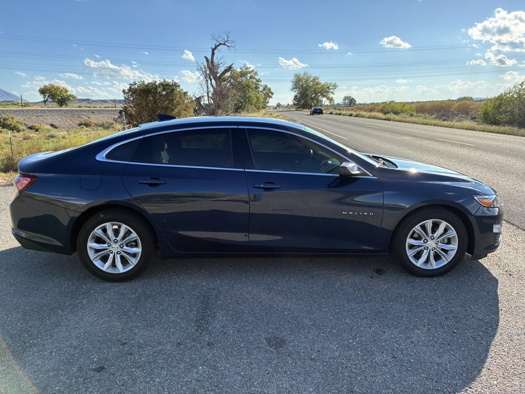 2021 Chevrolet Malibu Image 8
